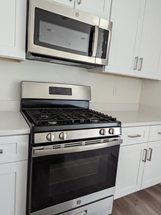 Photo - Azalea Townhome Poolside Living 3 Bed 2.5 ... Unidad 7