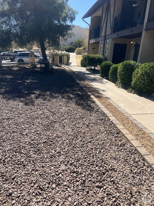Building Photo - 797 W Mesa Verde Dr Unit 3 Rental