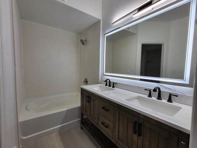 Photo - 2042 Alta Meadows Ln