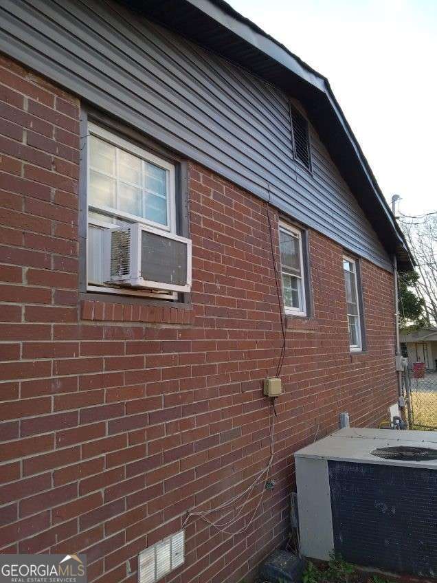 Photo - 812 Edwards Ave