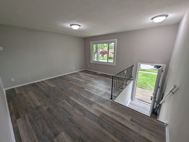 Photo - Lovely Renovated 3 Bedroom / 1 Bath in Portage