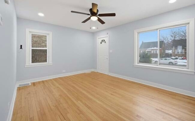 Photo - 18037 Ridgewood Ave