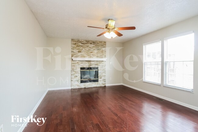 Photo - 7724 Gullit Way