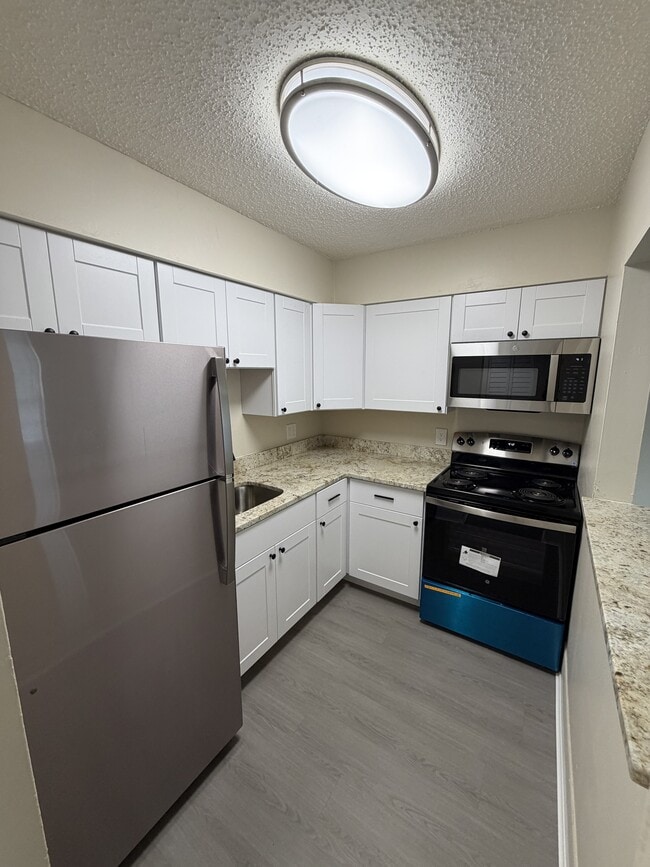 Photo - 5290 70th Ave N, Pinellas Park, FL 33781