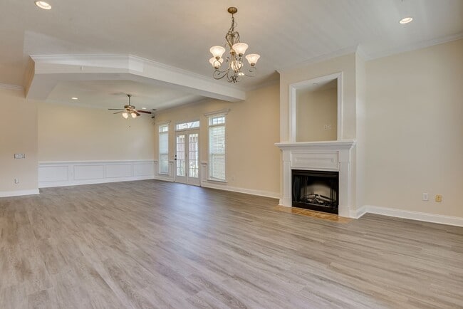 Photo - Price Drop Alert!  Fall Rental Specials No...