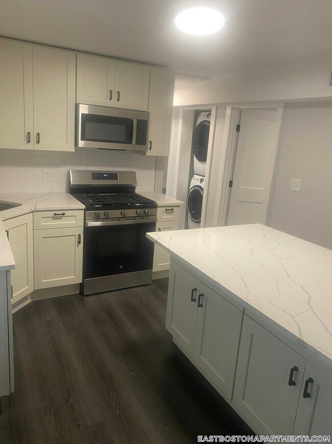 Photo - 118 Marginal St Unidad 2