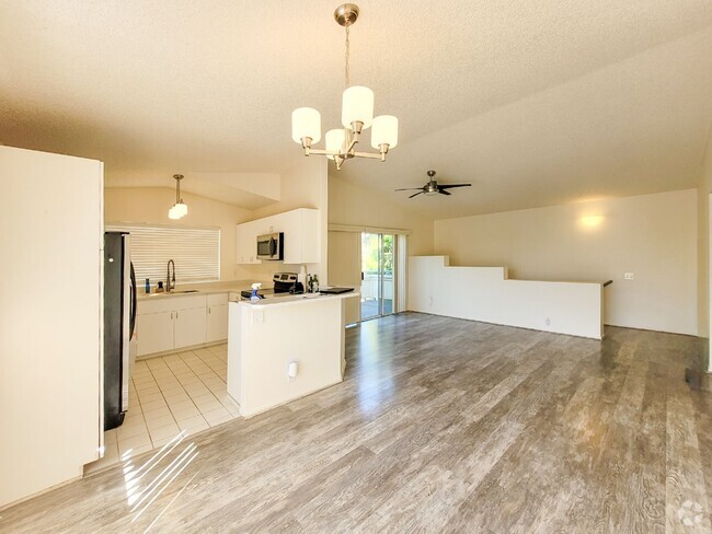 Building Photo - 2BR / 2Bath - Townhouse Rental in Ewa Beach!