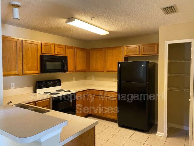 Photo - 6100 Maggies Cir Unit 110