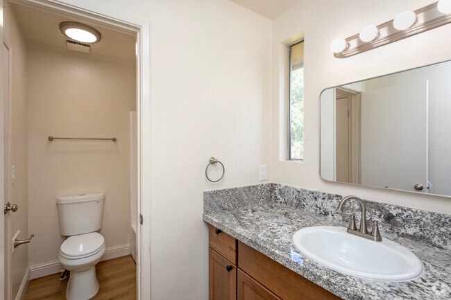 2BR, 1.5BA - 1,125SF - Primary Bathroom