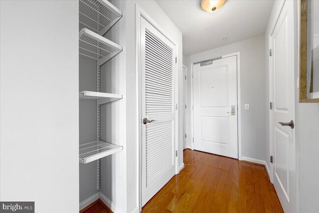 Photo - 1390 Kenyon St NW Apartment Unit 619