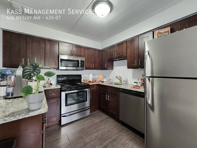 Building Photo - 426 Wesley Ave Unit 426-07 Rental