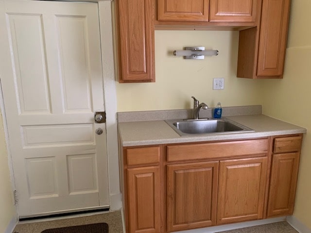 Photo - 351 Williams St