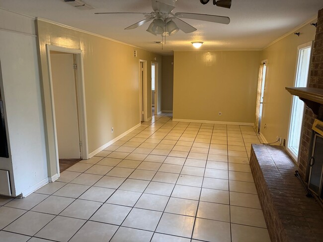 Photo - Updated 3 Bedroom Home in Southern Hills