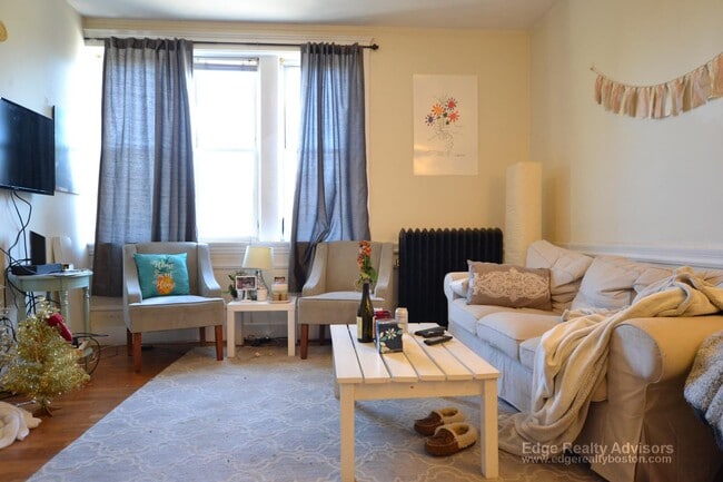 Photo - 318 Saint Paul St Unit 5