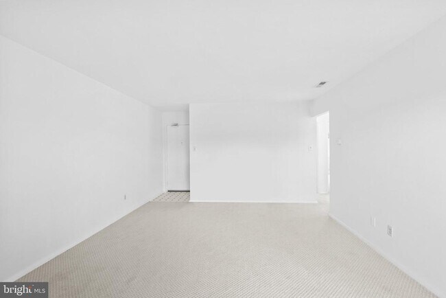 6284 Rose Hill Dr Unit E