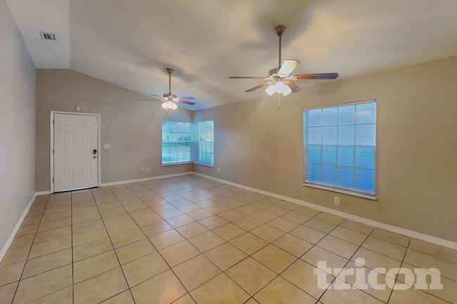 Photo - 682 Channing Dr