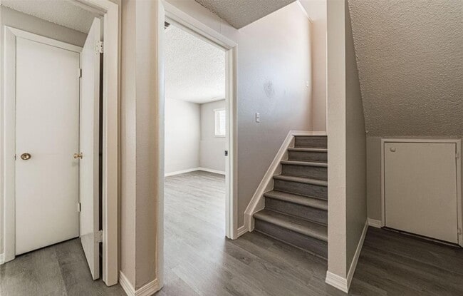 Photo - 1196 Magnolia St Unit B