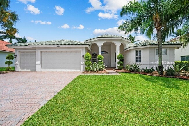 Building Photo - 11727 Paradise Cove Ln