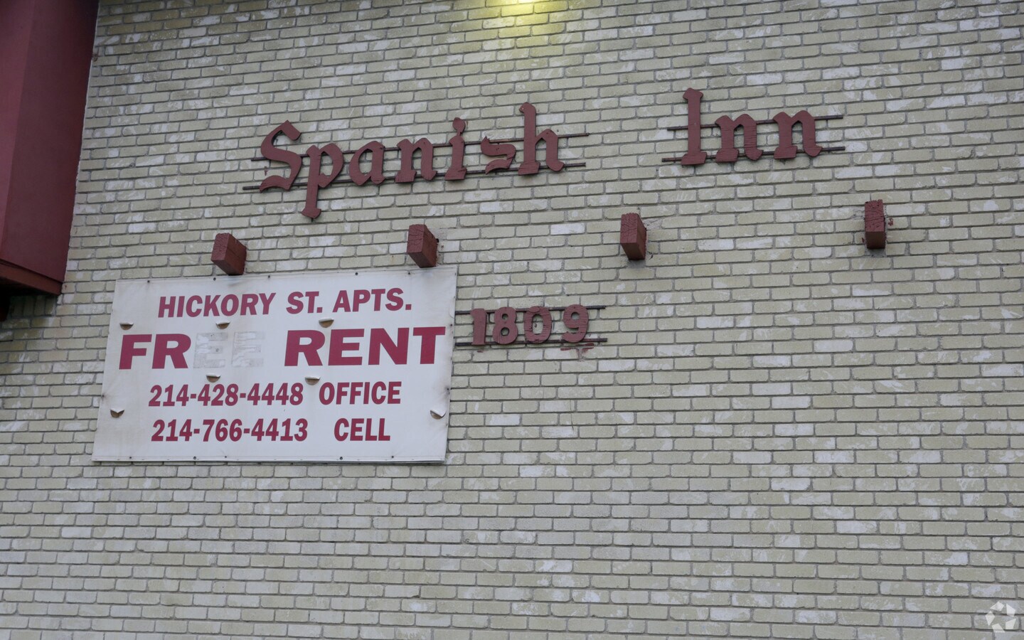 Hickory Park Apartments - Hickory Park Apartments