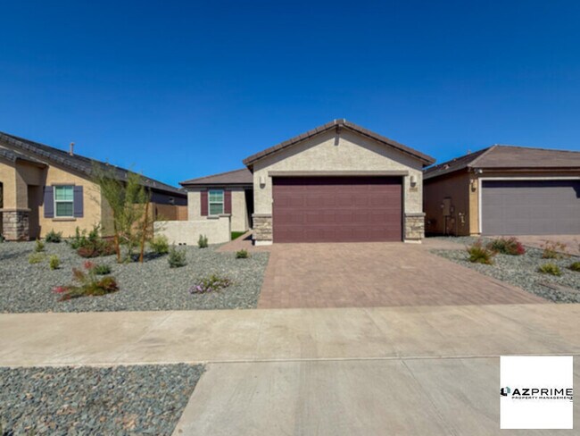 Photo - Exquisite 3/2 Phoenix House!