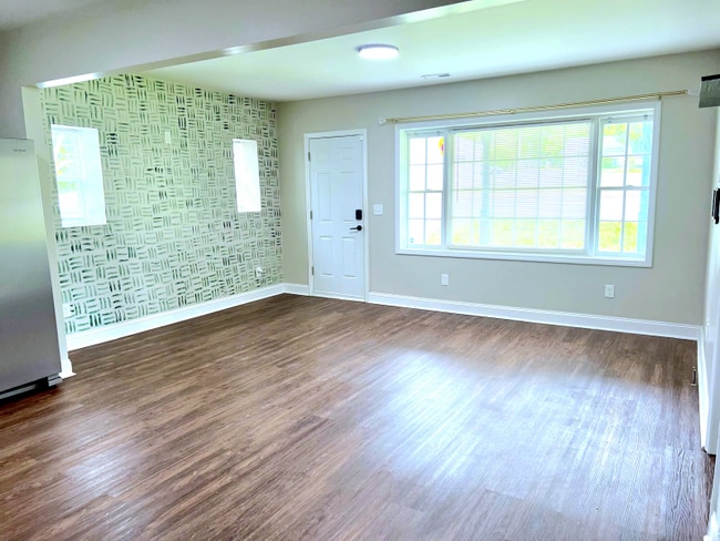 Photo - 1235 Bradford Heights Rd