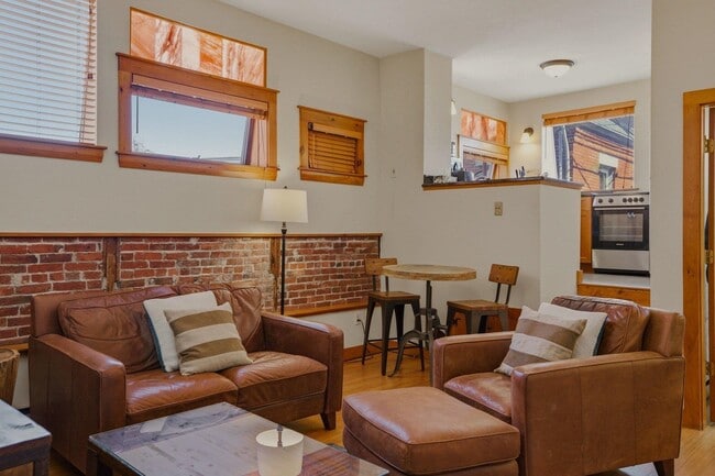 Photo - 5 Commercial Alley Unit 1