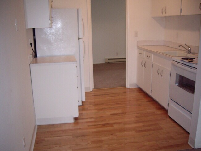 232 NE 3rd Ave