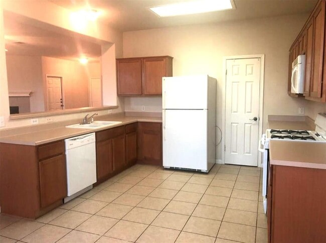 Photo - 1009 Middle Brook Dr