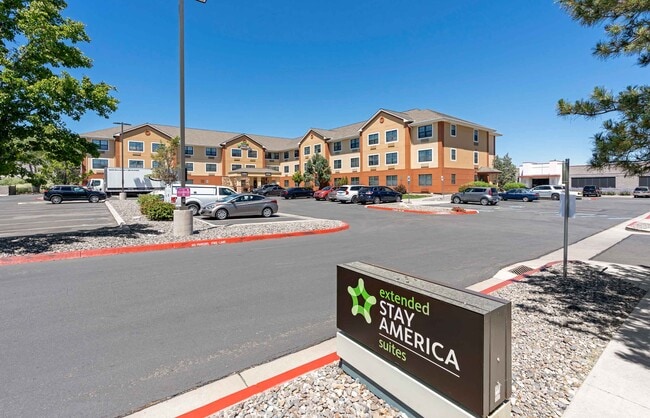 Furnished Studio-Reno - South Meadows