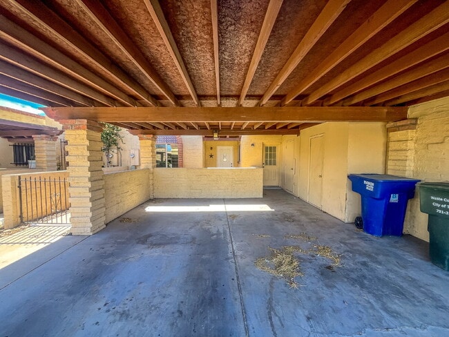 Photo - 5078 S Warren Ave Apartment
