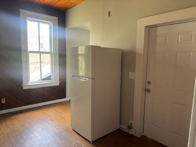 Photo - 301 S 13th St Unit 303 S 13th St. St. Joseph, MO 64501