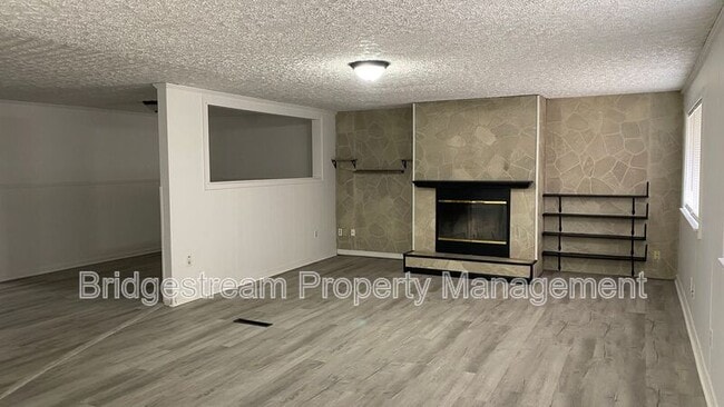 Photo - 6116 Rosebury Dr