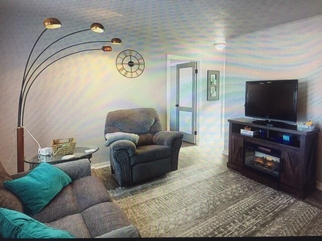 Photo - 1401 Spear Ave