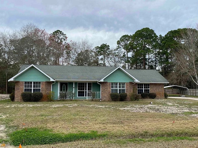 3/2.5 bath home with large yard! - 3/2.5 bath home with large yard!