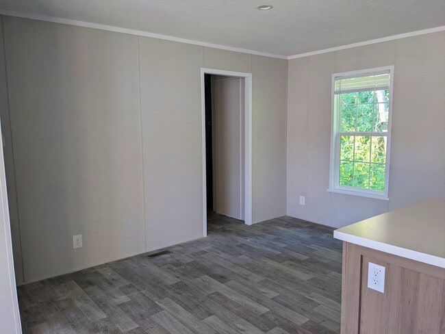 Photo - 3617 N Grand Ave E