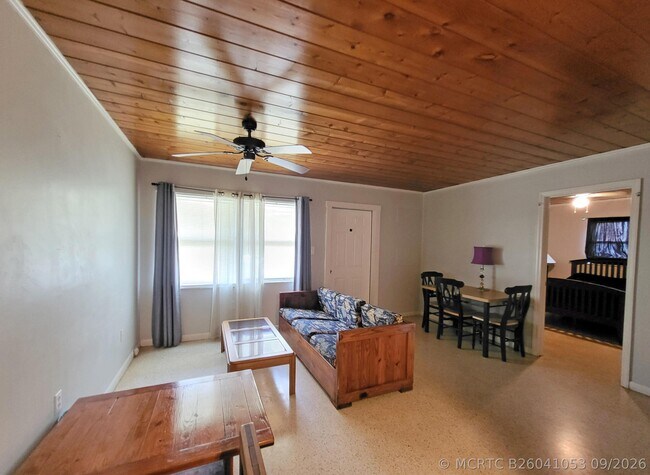 1169 Seaway Dr Unit B