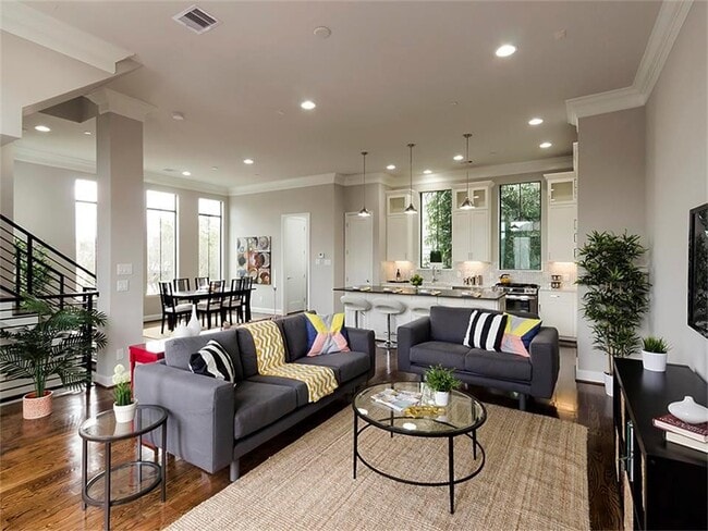 Photo - 2512 Morgan St