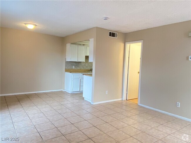 Building Photo - 3503 Villa Knolls S Dr Rental