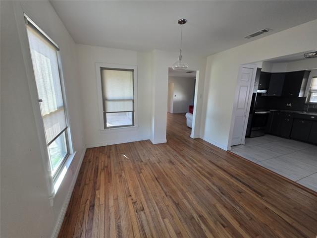 Photo - 3449 Oak Creek Cir