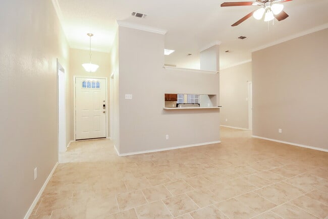 Photo - 804 Irene St