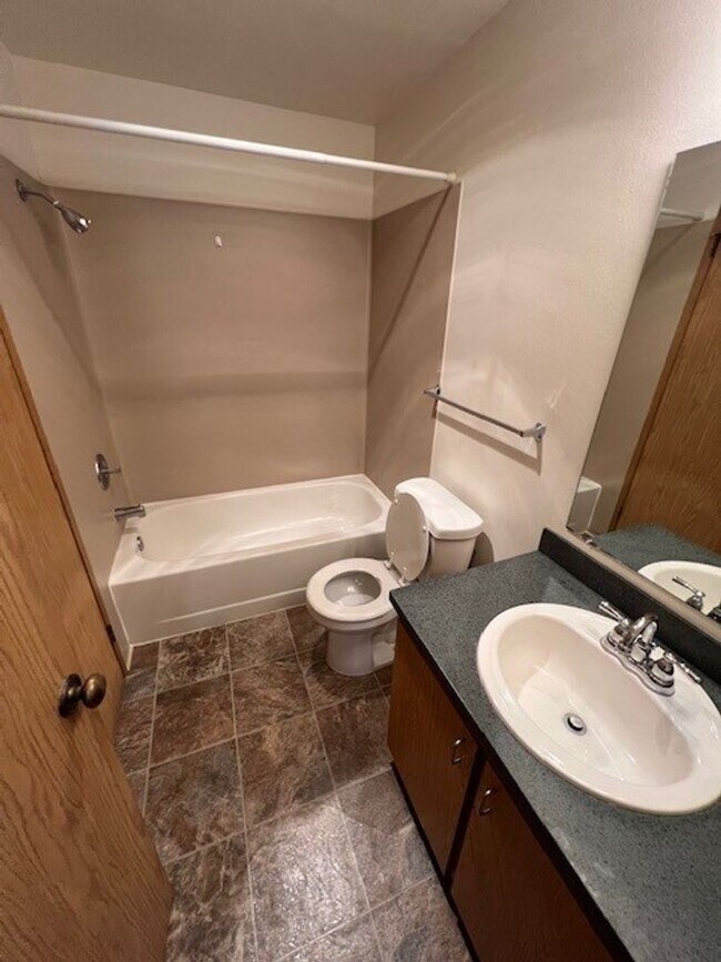 Photo - Washington Court