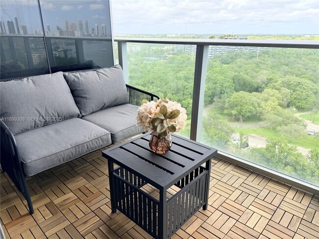 Photo - 16385 Biscayne Blvd Unit 1505