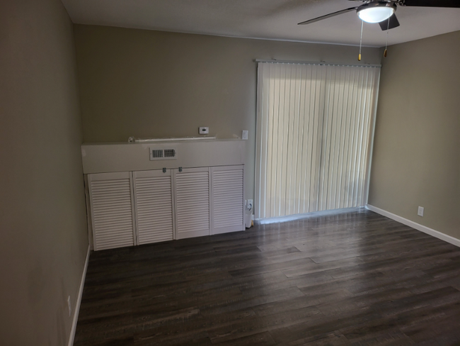 Photo - 734 N Country Acres Ave Apartamento Unidad 307