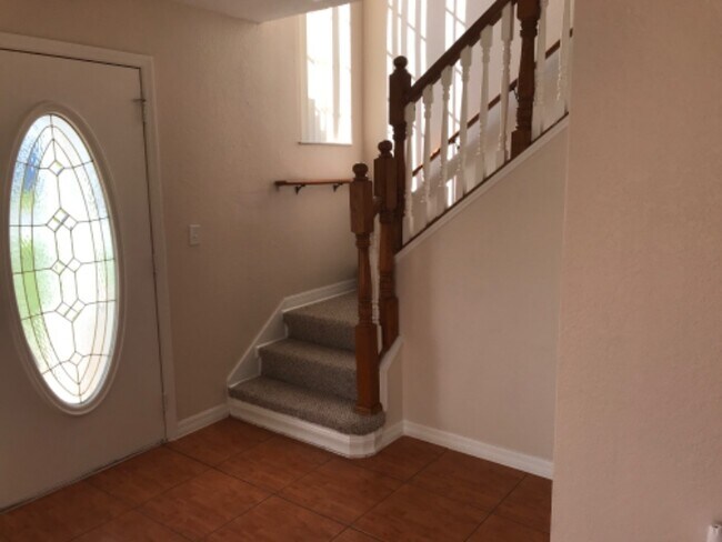 Photo - 622 Lemon St Unit A