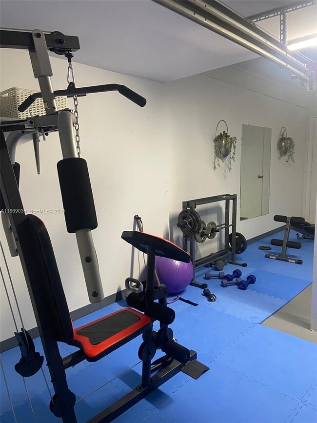 Photo - 3169 Conway Blvd