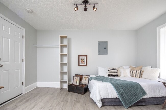 Photo - 8302 Lake Ave Unit 14