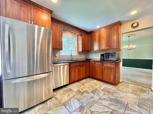Photo - 2026 Admiral Dr