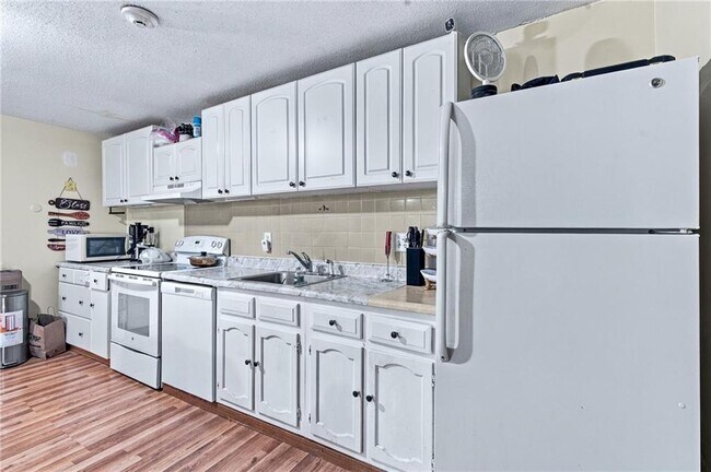 79 Ivan St Unit 67