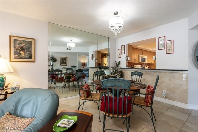 Building Photo - 505 Lake Louise Cir Unit 101 Rental