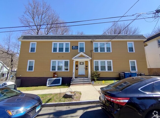 Building Photo - 61 Ridge St Unit 1L Rental